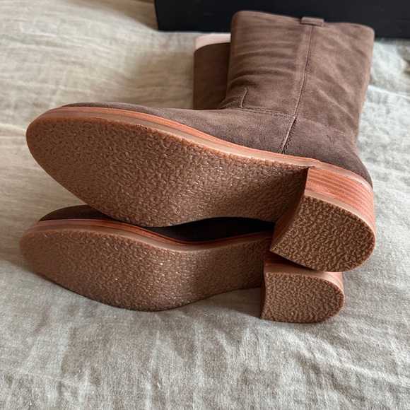 Camryn Frye Pull On Boots - Picture 6 of 6